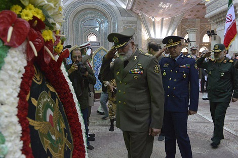 فرماندهان ارتش جمهوری اسلامی ایران با آرمان های امام خمینی(س) تجدید میثاق کردند