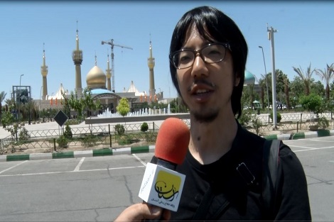 خبرنگار ژاپنی:امام خمینی(س) جایگاه ویژه ای در قلب ایرانیان دارد