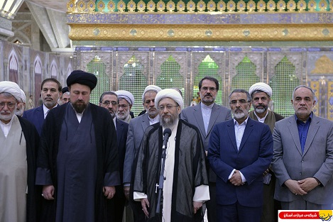 آیت‌الله آملی لاریجانی: از نقطه نهایی که امام راحل بر آن تاکید می‌کرد فاصله داریم