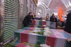 تشییع پیکر مطهر 18 شهید گمنام دفاع مقدس در حرم امام خمینی(س)