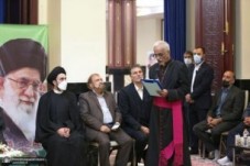 بخشی های از سخنرانی جمعی از نمایندگان پیروان ادیان الهی در حضور یادگار امام